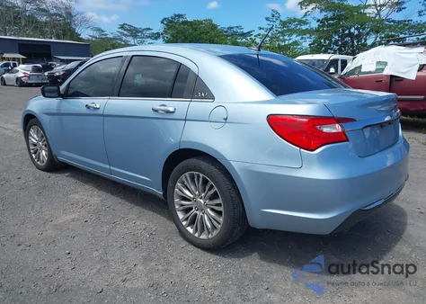 2013 Chrysler 200 Limited z USA, uszkodzony, nr VIN 1C3CCBCGXDN507056
